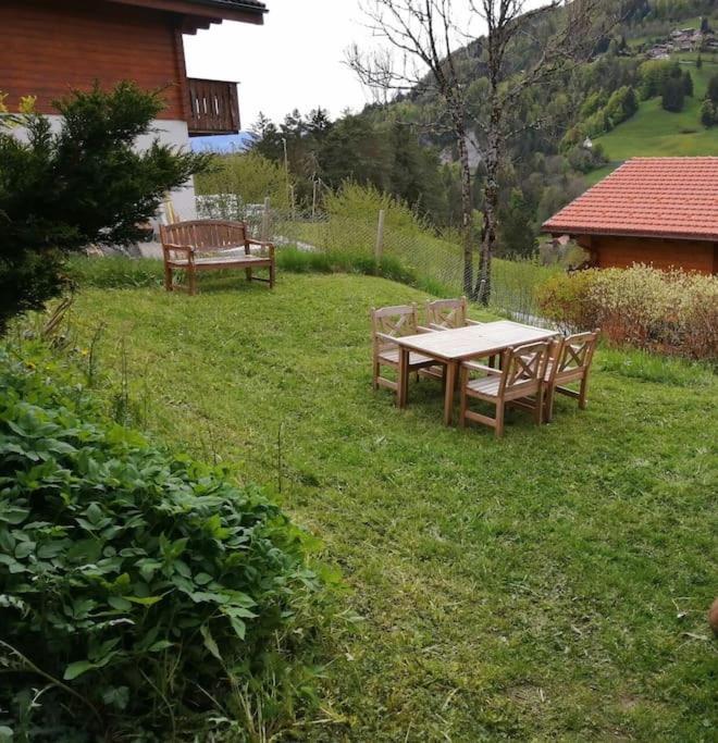 Confortable Chalet Avec Magnifique Vue En Gruyere. Charmey Exterior foto